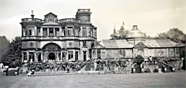 Willaston house with its Victorian conservatory when used as a school – permission requested from Elaine Horche on Facebook