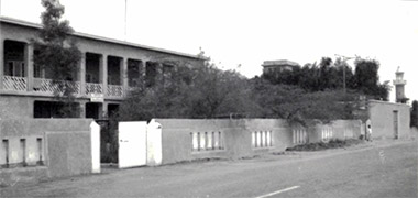 Early housing provided for senior expatriate government staff – with the permission of Chris Lynch