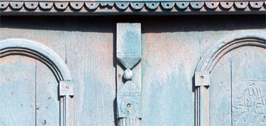 The plain head of an &rsquo;enf at Doha, 1972