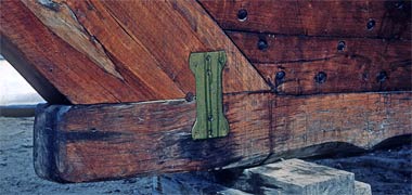 Stempost and keel junction