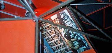 A detail of the panel supporting structure and cabling