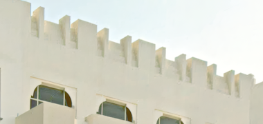 A detail of the top of walls on the General Directorate of Passports at Duhail – courtesy of Google maps