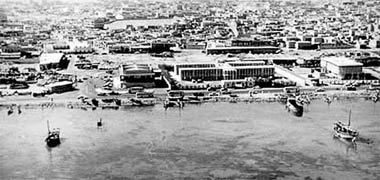 Government buildings developed north of Doha&rsquo;s suq – with permission from &lsquo;Photos of Qatar&rsquo;s Past&rsquo; on Facebook