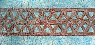 A running semi-circular frieze detail