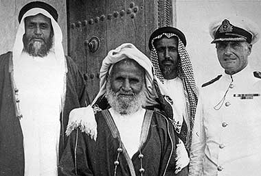 Sheikh Hamad bin Abdullah al-Thani on the left