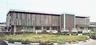 The Shari&rsquo;a Courts building in Doha viewed from the west – with permission from &lsquo;Photos of Qatar&rsquo;s Past&rsquo; on Facebook