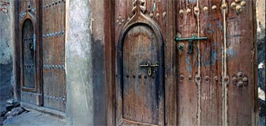 Two neighbouring doorways, Doha, 1981